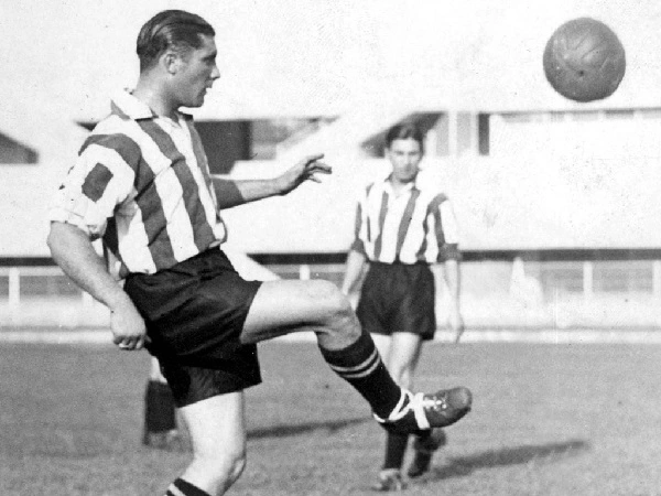 Duyên bóng đá của Giuseppe Meazza
