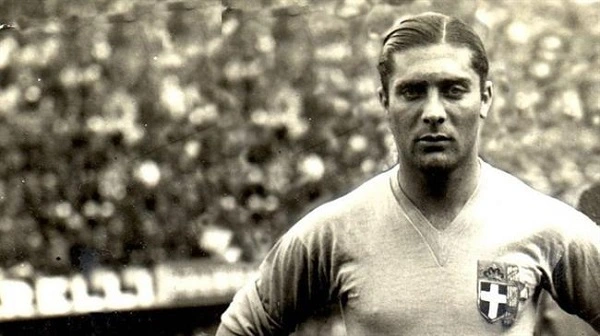Giuseppe Meazza có sự nghiệp bóng đá thành công