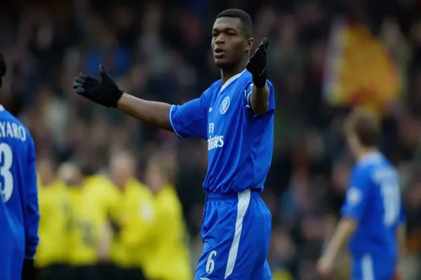 Marcel Desailly là hậu vệ sáng giá nhất Chelsea
