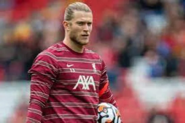Thủ môn Loris Sven Karius