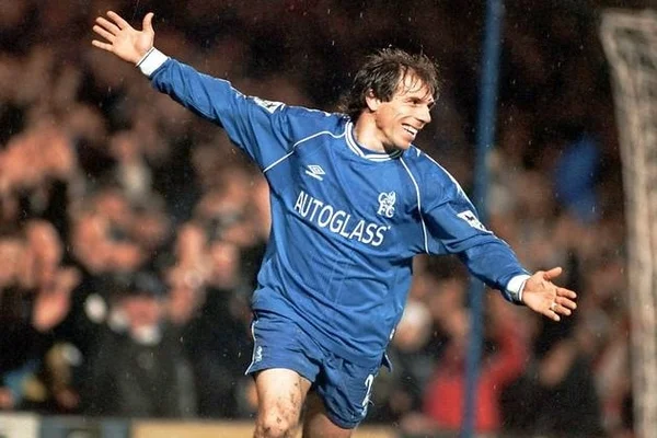 Gianfranco Zola giành được FA Cup 2 lần và là cầu thủ vĩ đại Chelsea