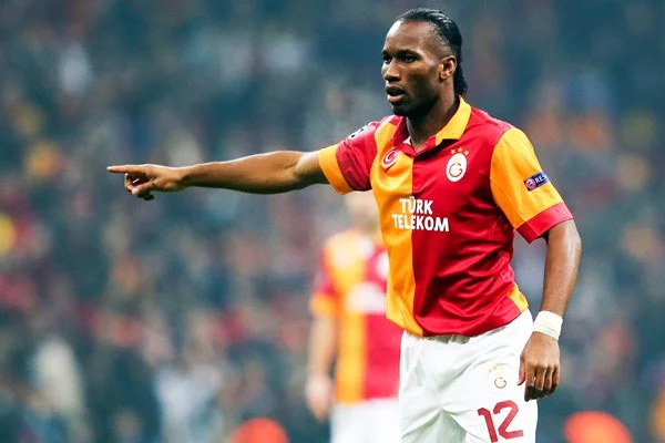 Drogba vô địch Premier League và UEFA Champions League 2012