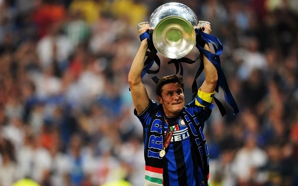 Javier Zanetti - cầu thủ nổi tiếng của đội bóng Argentina
