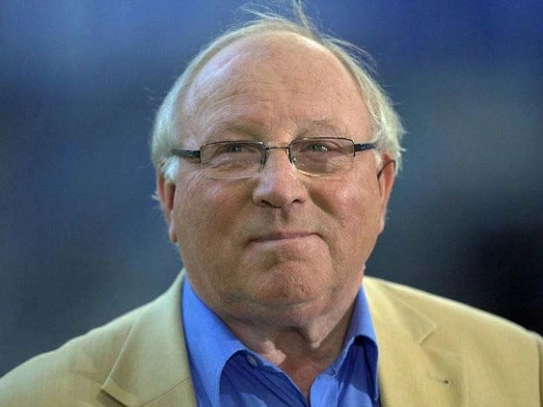 Uwe Seeler cống hiến nhiệt thành cho đội tuyển quốc gia