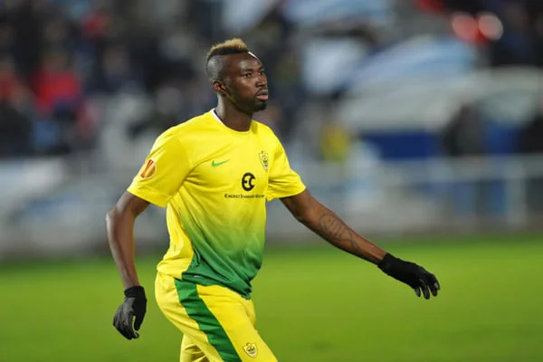 Lasina Traore đang chơi cho câu lạc bộ giải hạng nhất Thổ Nhĩ Kỳ Bandirmaspor.