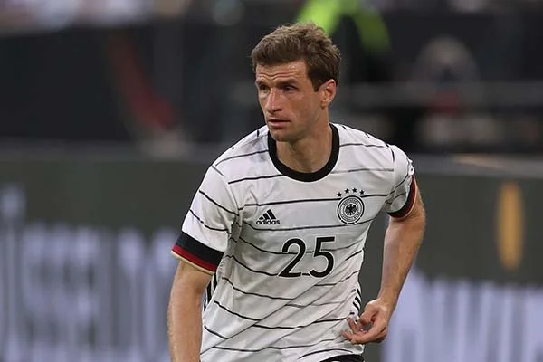 Tiền đạo tài năng Dieter Muller