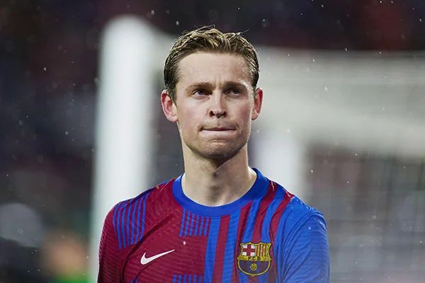 Cầu vệ Frenkie de Jong