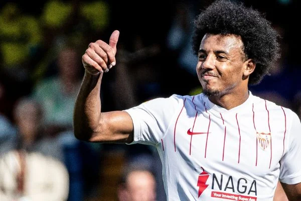 Jules Kounde là trung vệ trẻ tuổi, chơi hay của Sevilla