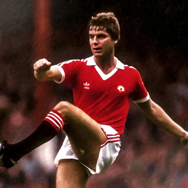 Buchan được mệnh danh là hậu vệ thanh lịch nhất lịch sử bóng đá Manchester United.