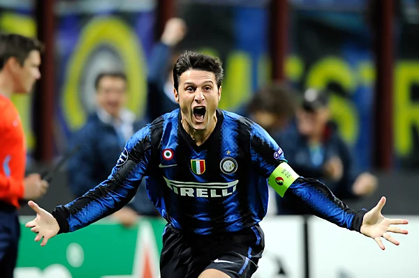Javier Zanetti được mệnh danh hậu vệ xuất sắc nhất của đội bóng