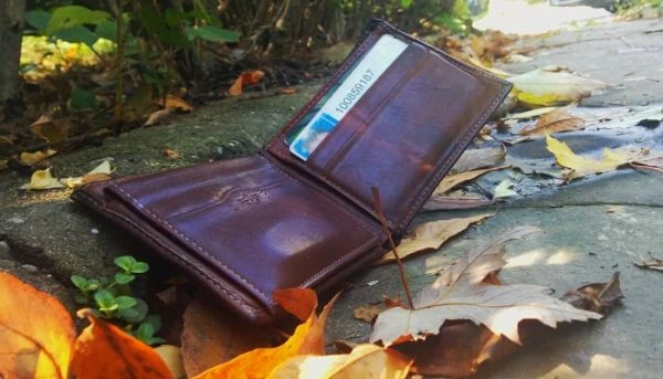 Chiêm bao mất ví tiền có ý nghĩa đánh mất điều gì đó