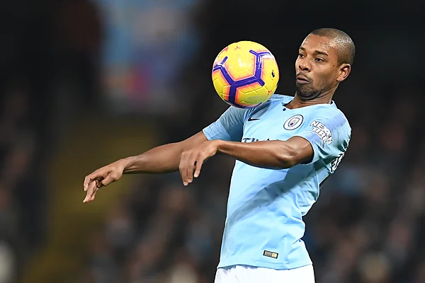 Fernandinho - mảnh ghép quyết định nơi tuyến giữa của Man City