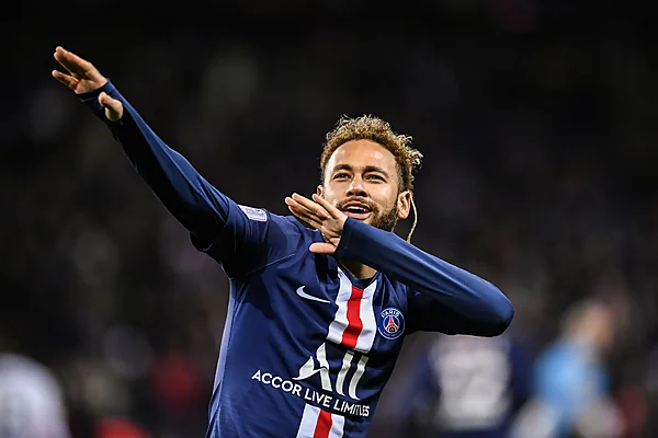 Neymar có 398 bàn thắng trong 643 lần thi đấu cho PSG.