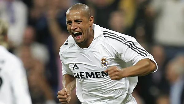 Roberto Carlos - Người đàn ông sở hữu cú sút sấm sét