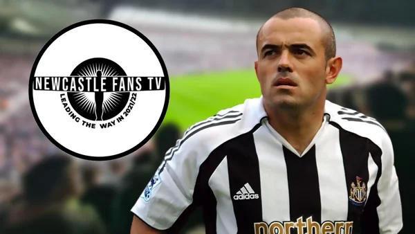 Hậu vệ Stephen Carr – Chiến binh mạnh mẽ của đội tuyển Tottenham.