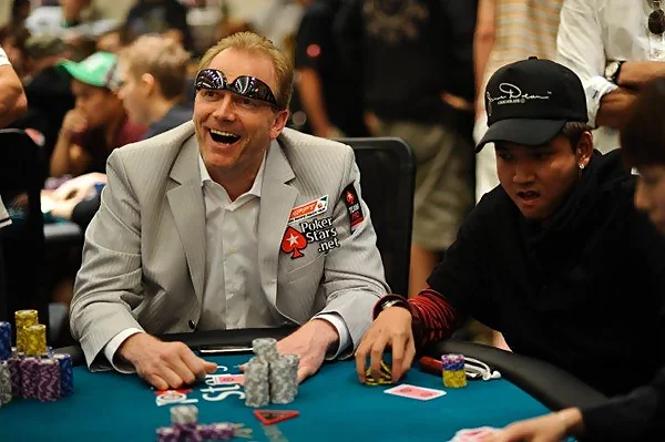 Tìm hiểu về bài Poker