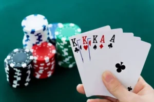 Tìm hiểu chi tiết các thông tin về game bài liêng online