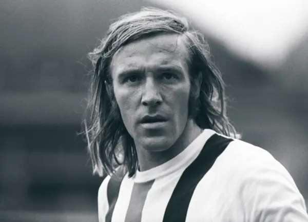 Gunter Netzer - tiền vệ nổi tiếng người Đức