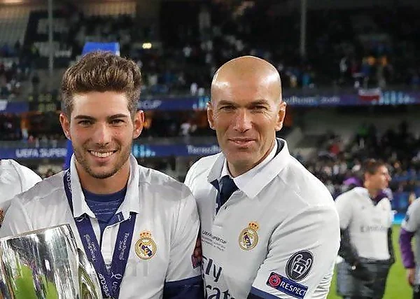 Zidane người sống kín đáo, hiền lành và tận tâm.