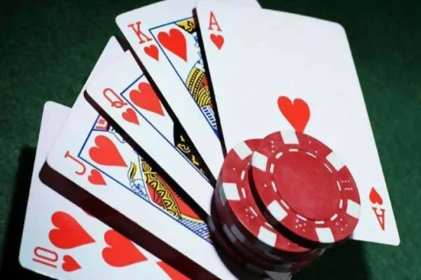 Tìm hiểu về xác suất đánh bài liêng online