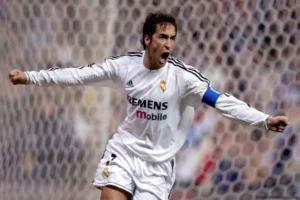 Raul Gonzalez ghi được 16 pha kiến tạo đỉnh cao.