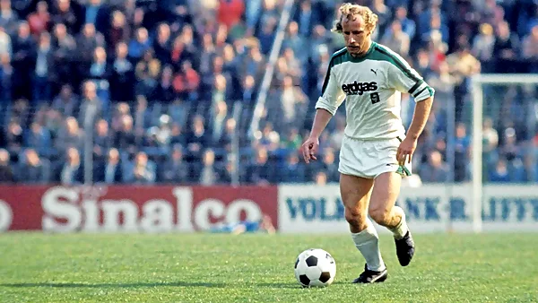 Vogts ghi được 40 bàn thắng cho đội tuyển Mönchengladbach.