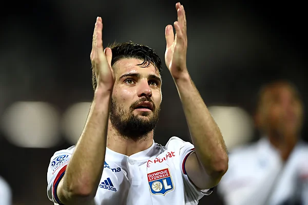 Leo ghi được hai bàn thắng tại mùa giải cuối cùng của Ligue 1.