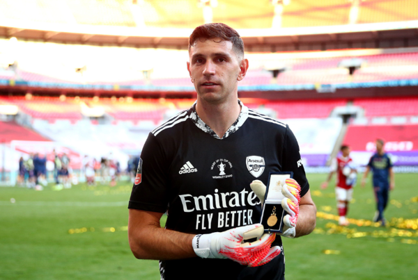 Emiliano Martinez có 7 lần cứu thua cho đội tuyển Argentina trong mùa giải Copa America 2021