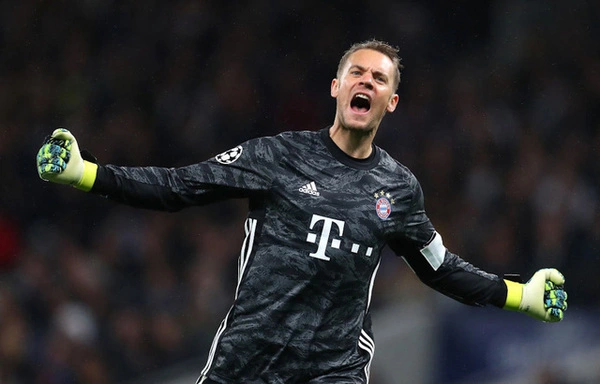 Thủ môn Manuel Neuer vinh danh Thủ môn xuất sắc nhất năm 2020