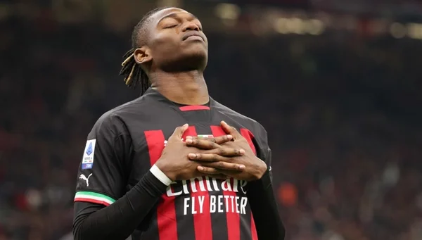 Rafael Leao sẵn sàng cho chiến dịch WC 2022 của tuyển Bồ Đào Nha