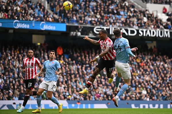 Manchester City có trận đấu đáng quên với Brentford ngay tại sân nhà