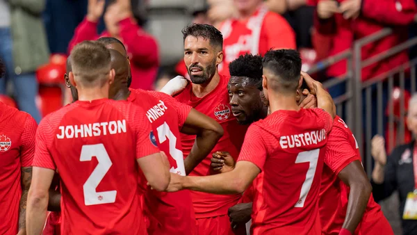 Hình ảnh các cầu thủ đội tuyển Canada thi đấu tại FIFA World Cup 2022