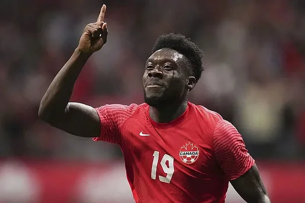 Alphonso Davies hứa hẹn là ngôi sao sáng nhất của Canada tại WC 2022