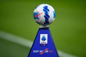 Serie A là giải bóng đá cấp câu lạc bộ cao nhất của bóng đá Ý