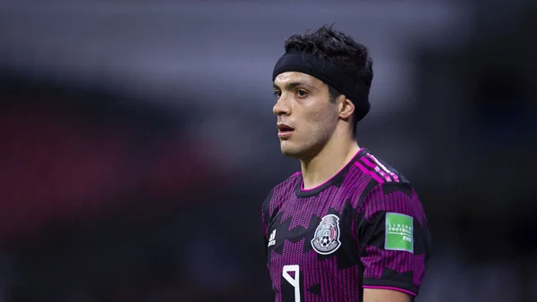 Hàng tiền đạo Mexico chắc chắn không thể thiếu Raul Jimenez