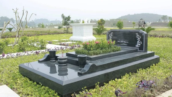 Nhiều người từng mơ thấy mồ mả, nghĩa trang