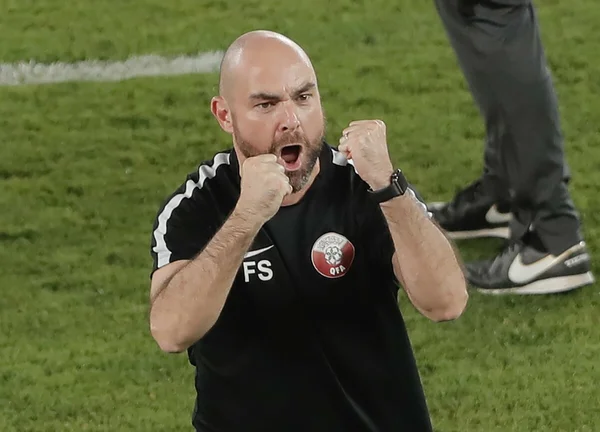 Huấn luyện viên Felix Sanchez sẽ cùng học trò vượt qua các thử thách tại WC 2022