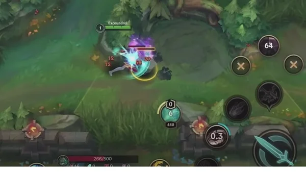 Shyvana khá phụ thuộc vào trang bị nên người chơi cần ưu tiên farm lính trước