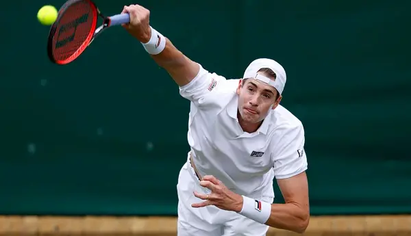 Thuật ngữ cú đánh Ace chỉ điều gì trong bộ môn tennis