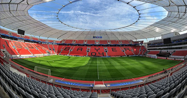 Sân vận động Bay Arena được thiết kế độc đáo