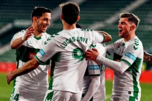 CLB Getafe luôn đoàn kết trên sân cỏ