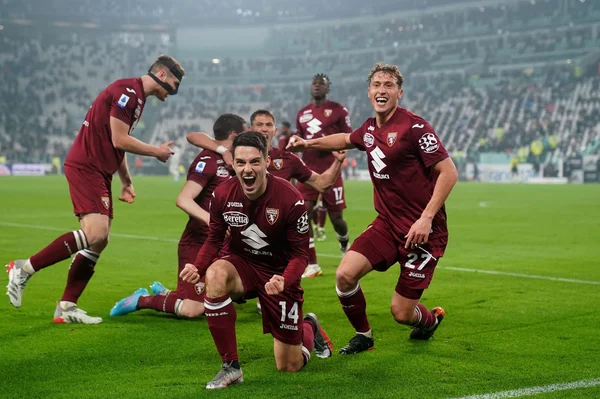 Các cầu thủ Salernitana luôn chiến đấu hết mình để trụ hạng