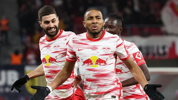 Áo đấu sân nhà của RB Leipzig