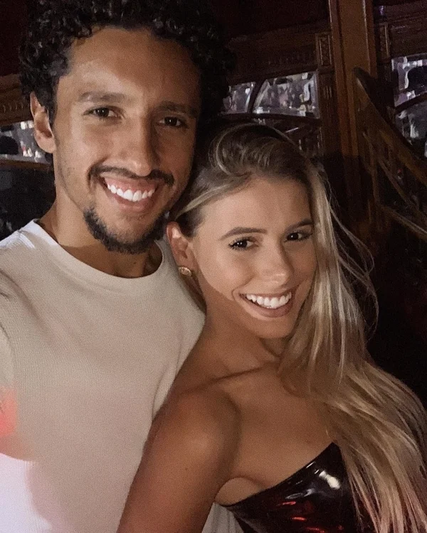 Carol Cabrino bóng hồng của Marquinhos