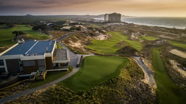 Sân golf The Bluffs nằm trong danh sách 10 sân golf của châu Á
