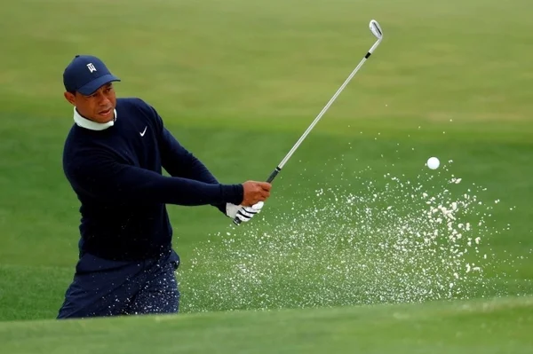 Tiger Woods với thành tích đáng kinh ngạc
