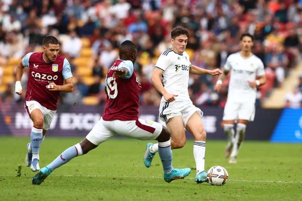 Soi kèo trận đối đầu giữa Aston Villa vs Leeds United ở vòng 20 Premier League 2022/2023