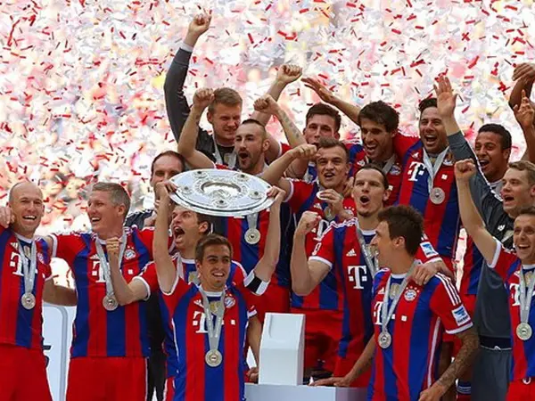 Bayern Munich xác lập kỷ lục vô địch 6 lần liên tiếp Bundesliga 2017-2018