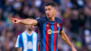 Robert Lewandowski là cầu thủ ghi bàn hàng đầu Bundesliga 2021-2022 với 35 bàn thắng