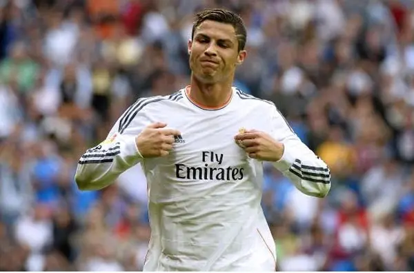 Cristiano Ronaldo là cầu thủ ghi bàn nhiều nhất của Champions League 2012-2013